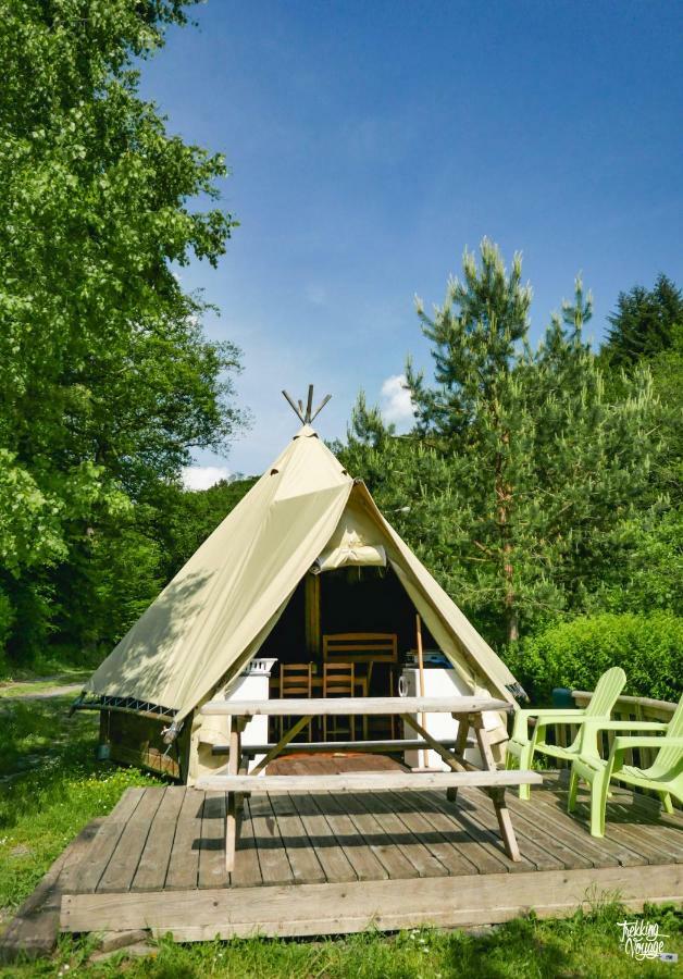 Camping Le Canada-Insolite Chiny Eksteriør bilde