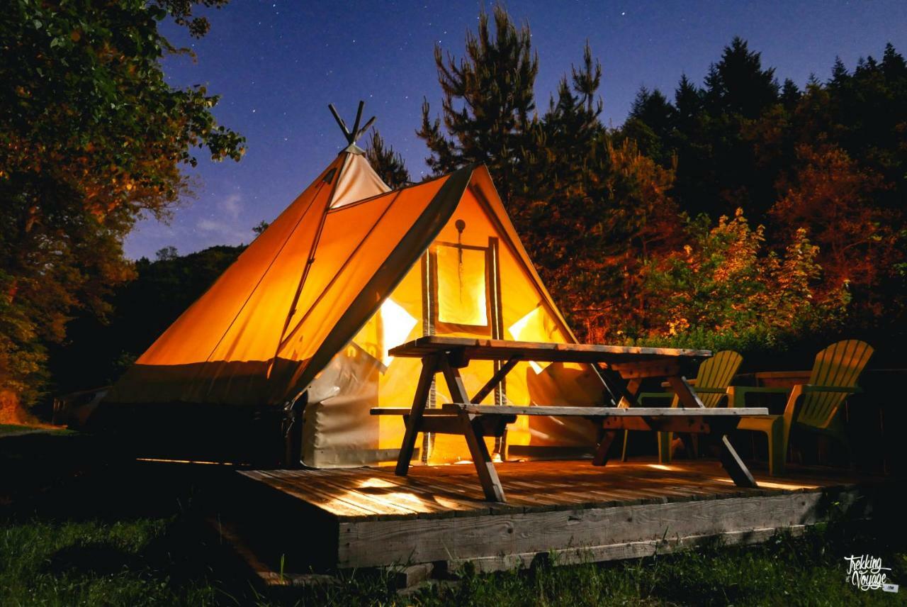 Camping Le Canada-Insolite Chiny Eksteriør bilde